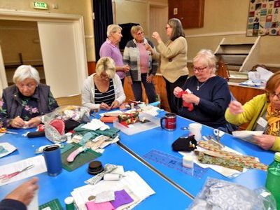 Beverly Rose ran a workshop to show members how to make a Manx Quilt square.