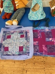 The turquoise peg bag was made by Sylvia and the tote bags by Jenny Crisp, using old blocks that have been hanging around for years!