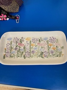 Absolutely gorgeous plate made and decorated by Evelyn