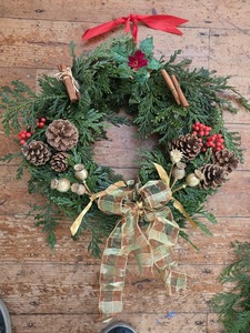 Wreath 10