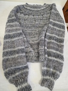 Ranunculus sweater weighs only 120g by Daryl