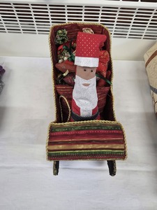 Santas Sleigh by Evelyn