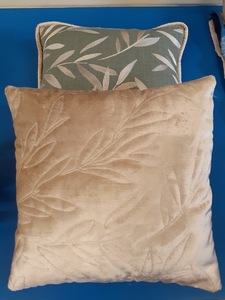 Jean has put her technological skills to good purpose to translate the design from one cushion to another. It's amazing how human and machine can combine so effectively.
