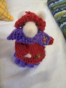 Kate - felted wee mousie with knitted clothes